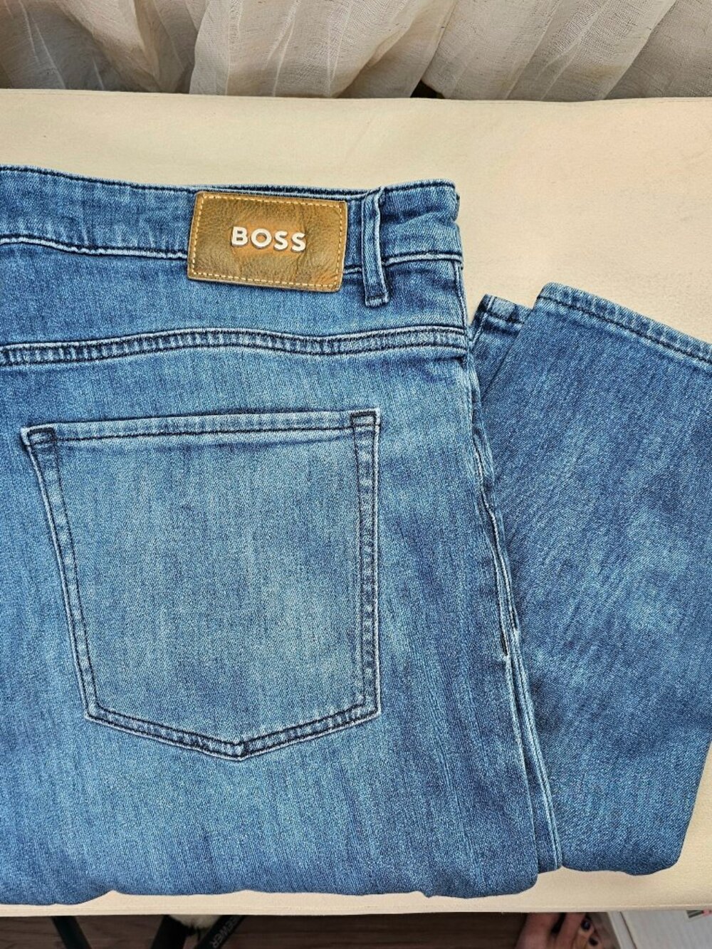 BOSS Hugo Boss Delaware Slim Fit Jeans Medium Blue Wash Men's 38x32